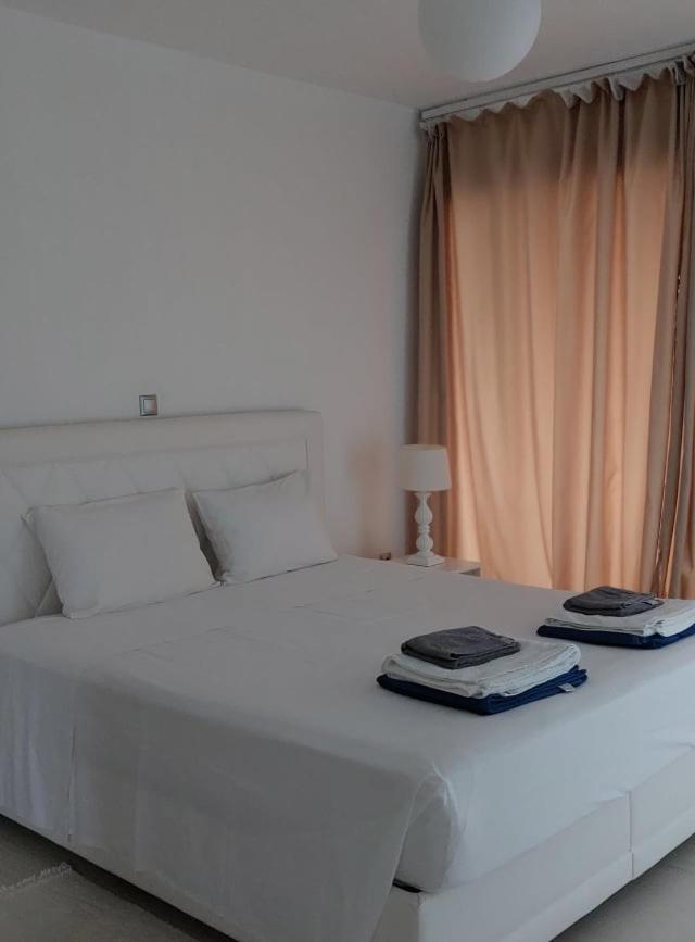 אמופי Evilia Luxury Villa מראה חיצוני תמונה