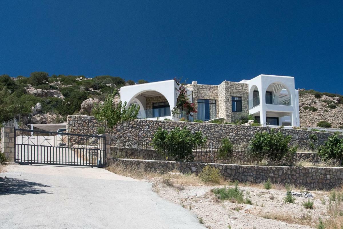 אמופי Evilia Luxury Villa מראה חיצוני תמונה