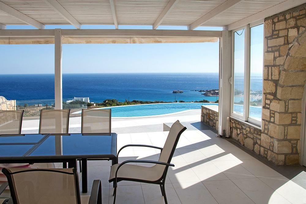 אמופי Evilia Luxury Villa מראה חיצוני תמונה