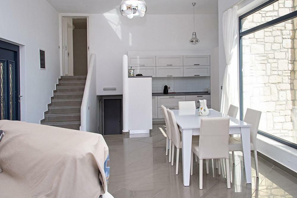 אמופי Evilia Luxury Villa מראה חיצוני תמונה